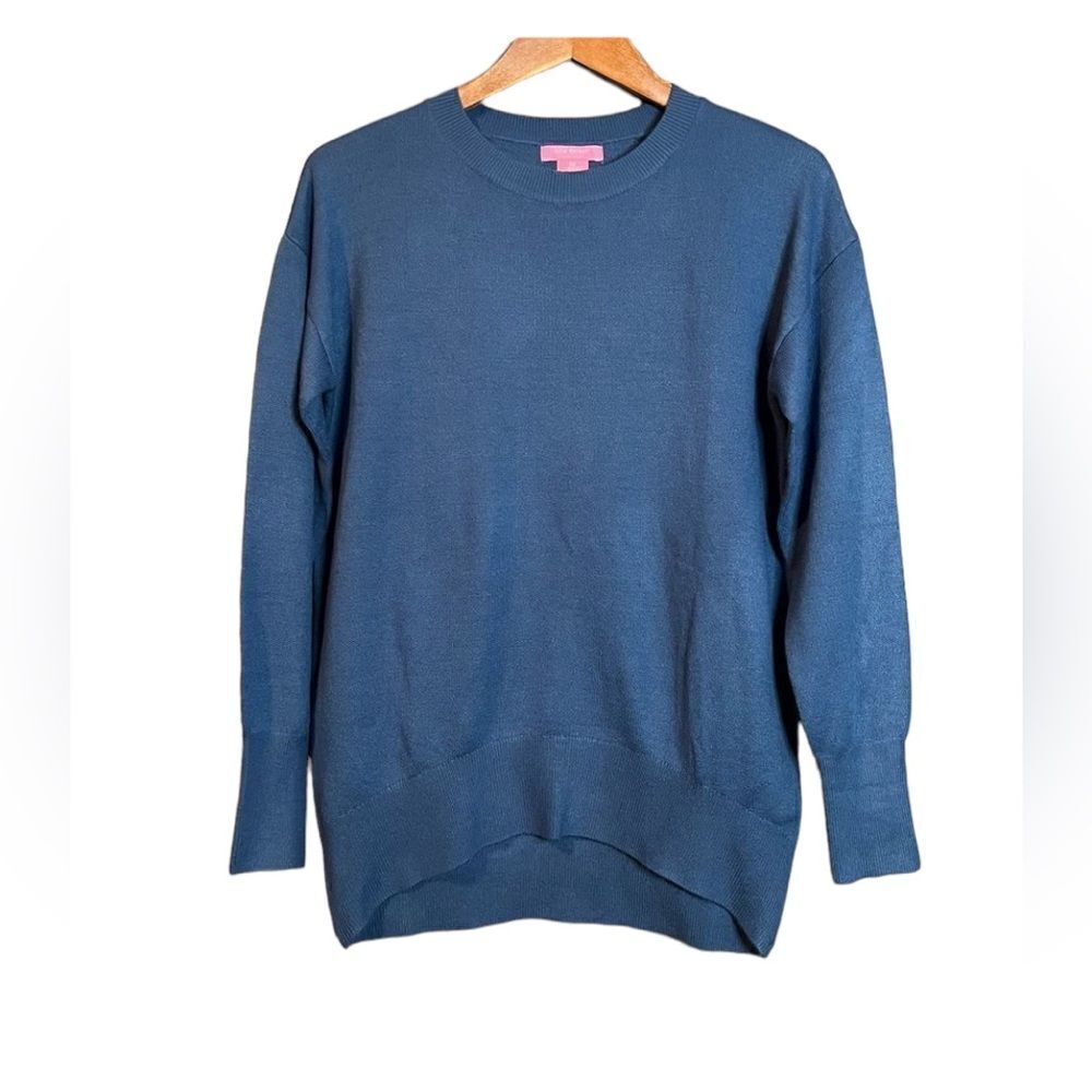 Isaac mizrahi blue crew neck sweater.